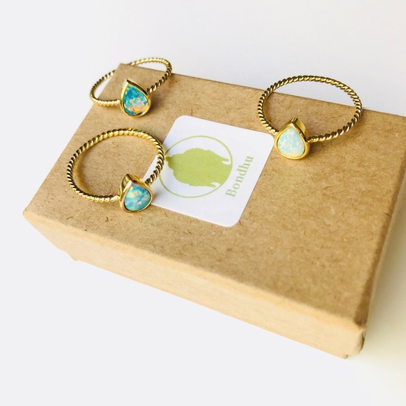 Dainty Opal Teardrop Gold Twisted Stackable Ring - Picture 4 of 4